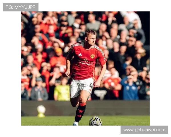 曼联点球被取消 英超官方解释主裁回看后认定沃克未犯规